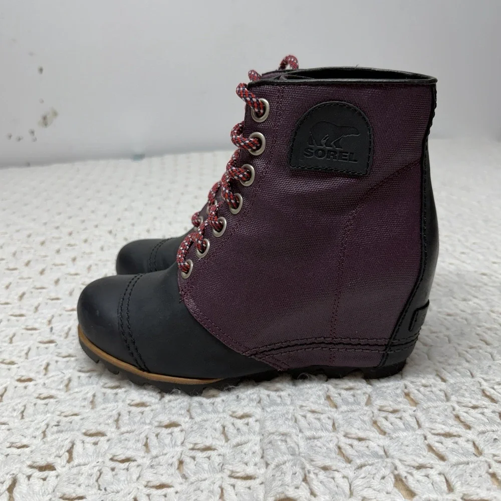 Sorel PDX 1964 Premium Hidden Wedge Boots Women Sz 7.5 Purple Dahlia
